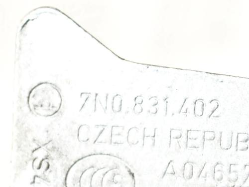 Hinge/Door check strap SKODA OCTAVIA III Combi (5E5, 5E6) 2.0 TDI | BP14630277C146 