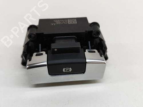 switch-jaguar-i-pace-x590-2018-27768372 main image