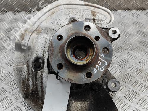 Used Right front steering knuckle BMW X2 (F39) sDrive 20 i (192 hp) 28557402