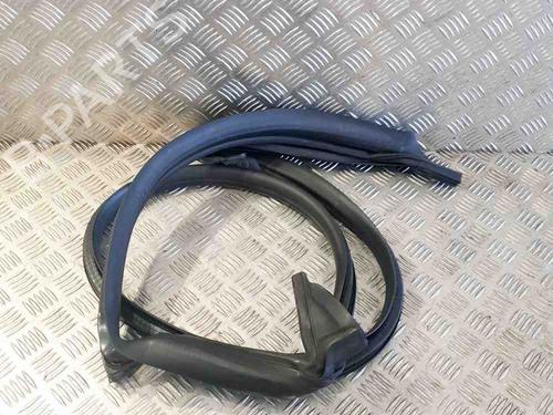 Used Rubber door seal TESLA MODEL 3 (5YJ3) EV AWD (351 hp) 30394166