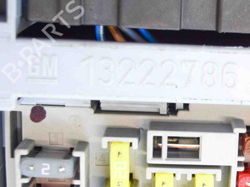 Used Fuse box OPEL ZAFIRA TOURER C (P12) 1.6 CDTI (75) (136 hp) 20337811