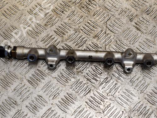 Used Injection rail VW GOLF VII (5G1, BQ1, BE1, BE2) 1.5 TSI (150 hp) 8895470