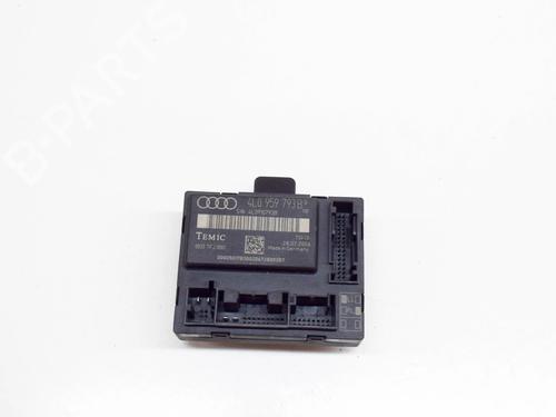Used Electronic module Electronic module AUDI Q7 (4LB) 3.0 TDI quattro (233 hp) 10527377 10527377