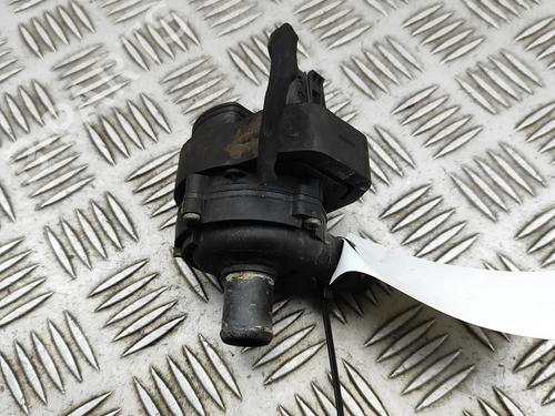 Used Auxiliary water pump Auxiliary water pump MERCEDES-BENZ VITO Tourer (W447) 116 CDI / 116 BlueTEC (447.701, 447.703, 447.705) (163 hp) 33378061 33378061
