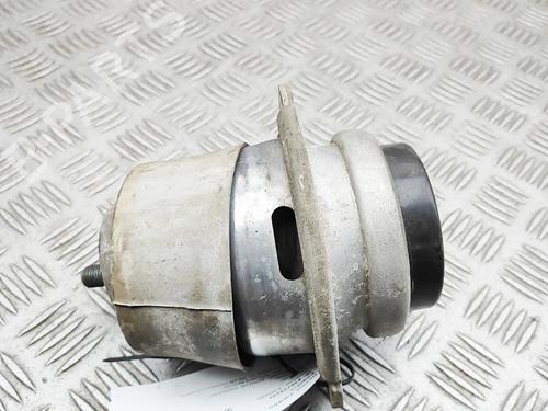 Used Engine mount Engine mount 39472771 39472771