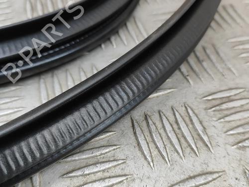 Rubber door seal LEXUS UX (_AA1_, _AH1_, _MA1_) 250h (MZAH10) | BP27778657C142 