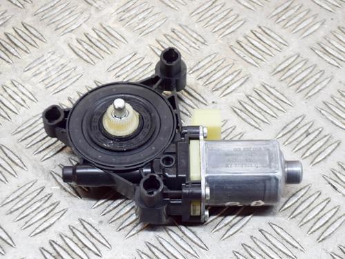 Used Right front window motor PORSCHE MACAN (95B) 3.0 S Diesel (258 hp) 8841119