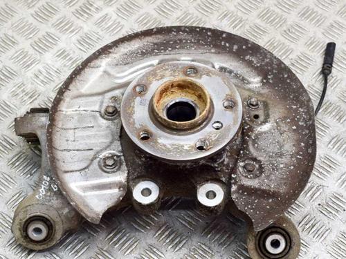Used Left rear steering knuckle BMW i3 (I01) Electric (170 hp) 16271012