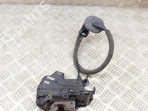 Used Front right lock VW TRANSPORTER T5 Van (7HA, 7HH, 7EA, 7EH) 2.0 TDI (140 hp) 10527851