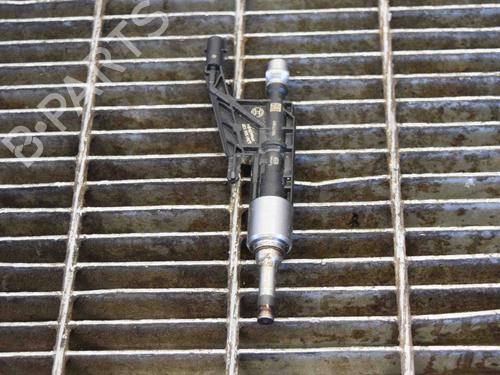 Used Injector BMW 1 (F20) 120 i (184 hp) 6864278