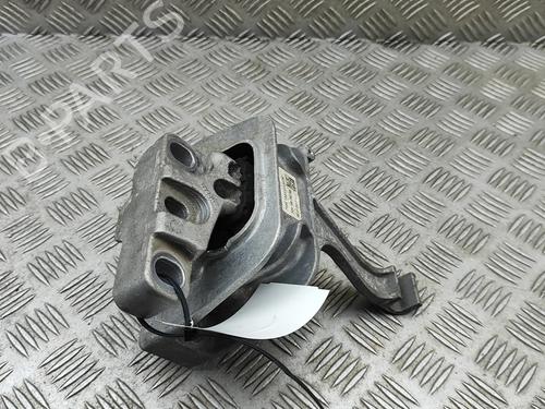 Support de moteur Support de moteur AUDI A3 Sportback (8VA, 8VF) S3 quattro (310 hp) 36644746 36644746