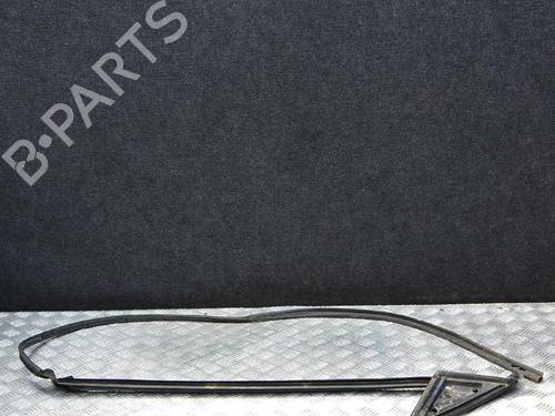 Used Rubber door seal PORSCHE 911 Convertible (997) 3.8 Carrera S / GTS (408 hp) 6726397