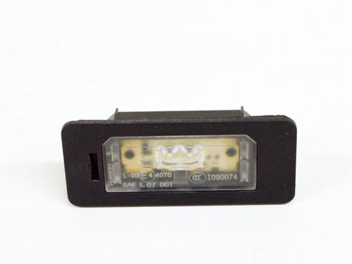 Used Licence plate light BMW 3 (F30, F80) 330 d (258 hp) 14641239