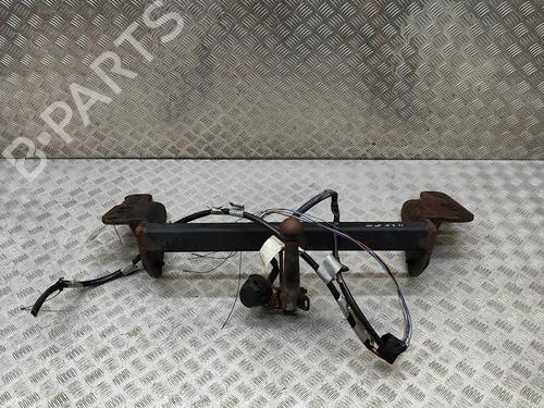 Trækkugle/Mekanisme Trækkugle/Mekanisme TOYOTA AURIS Estate (_E18_) 1.4 D-4D (NDE180_) (90 hp) 22999340 22999340