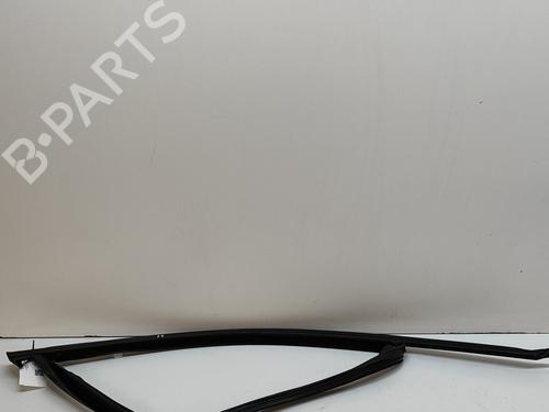 Used Door moulding trim BMW X2 (U10) iX2 eDrive 20 (204 hp) 27798449