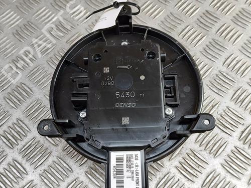 Used Heater blower motor LAND ROVER RANGE ROVER IV (L405) 3.0 TDV6 4x4 (258 hp) 29234619