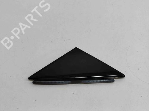 front-right-quarter-glass-volvo-xc60-ii-246-2017-33374609 main image