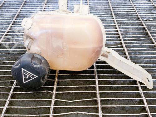 Used Expansion tank Expansion tank PEUGEOT 508 I (8D_) 1.6 HDi (112 hp) 7735550 7735550