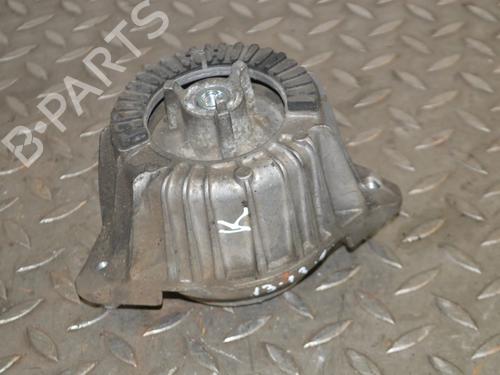 Used Engine mount MERCEDES-BENZ CLS (C218) CLS 350 CDI / d (218.323) (265 hp) 30221415