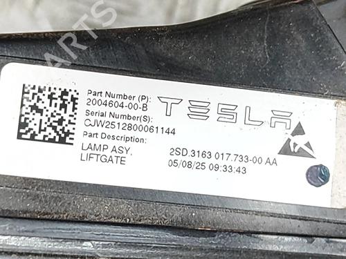 Rear center light TESLA MODEL Y (5YJY) Long Range All-wheel Drive | BP33624716I39  - Image 8