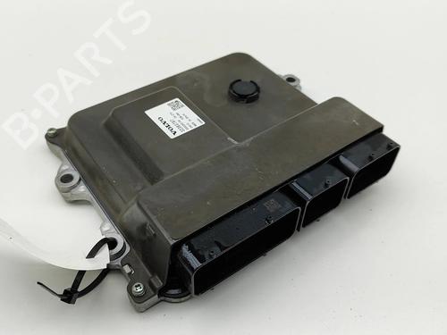 Used Engine control unit (ECU) VOLVO XC40 (536) B4 Mild-Hybrid (197 hp) 28433738