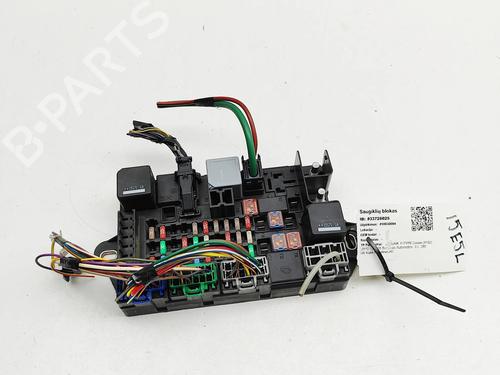 fuse-box-jaguar-f-type-coupe-x152-2013-31859580 main image