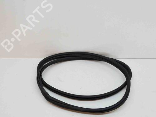 Used Rubber door seal BMW 3 (F30, F80) 320 d (190 hp) 14626617