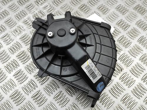 Used Heater blower motor Heater blower motor RENAULT MASTER III Van (FV) 2.3 dCi 145 FWD (FV0E, FV0F, FV0H, FV02, FV0M, FV0S,... (146 hp) 33382628 33382628