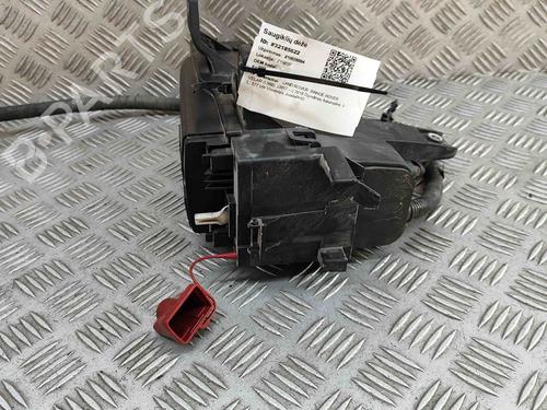 Fuse box LAND ROVER RANGE ROVER VELAR (L560) 2.0 D240 SD4 4x4 | BP29337204E1
