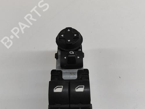 Interrupteur de vitre avant droite OPEL VIVARO C Bus (K0) VIVARO-E (136 hp) 27789614