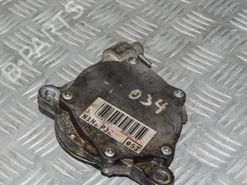 Used Vacuum pump TOYOTA YARIS (_P9_) 1.4 D-4D (NLP90_, NLP90R) (90 hp) 6719470