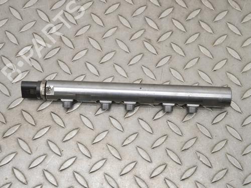 Used Injection rail MINI MINI COUNTRYMAN (R60) Cooper D (112 hp) 30233965