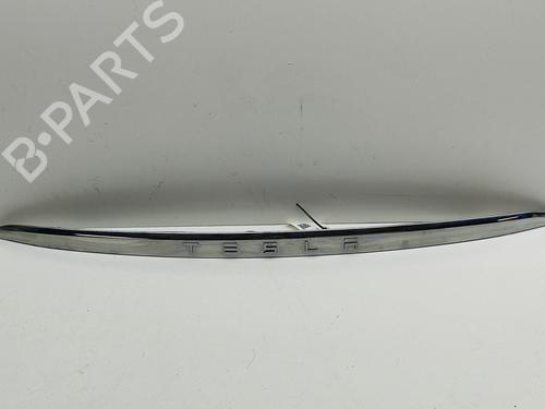 Pynteleist til bakluke TESLA MODEL X (5YJX) P100D AWD | BP28435559C151 