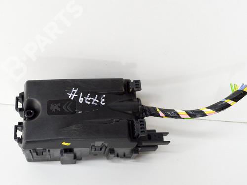 Used Fuse box PEUGEOT 208 I (CA_, CC_) 1.2 VTI 82 (82 hp) 11113342