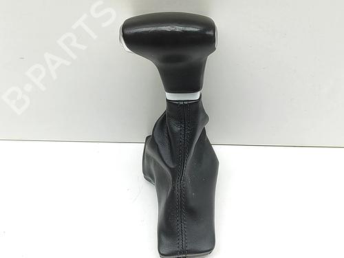Used Shift knob Shift knob KIA SPORTAGE IV (QL, QLE) 1.6 CRDi (136 hp) 33378149 33378149