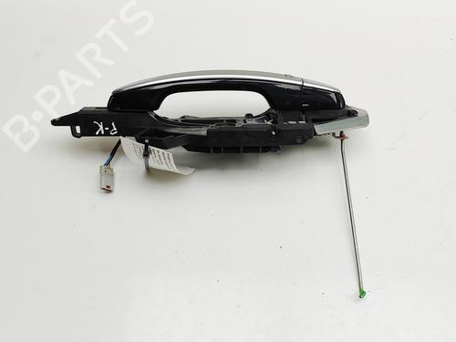 Klamka zewnętrzna drzwi przednich lewych CADILLAC ESCALADE 6.2 AWD | BP30394643C128