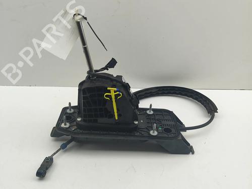 Used Gear lever VW SCIROCCO III (137, 138) 2.0 TDI (140 hp) 32459094