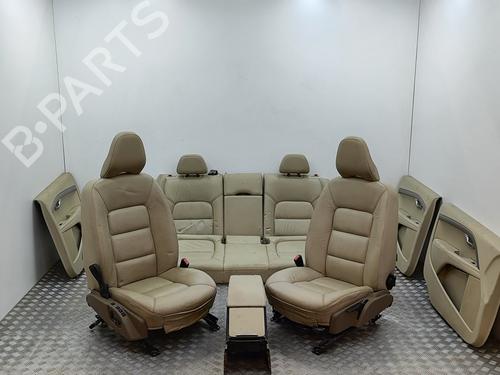 Sæde sæt VOLVO V70 III (135) D5 (205 hp) 24976236