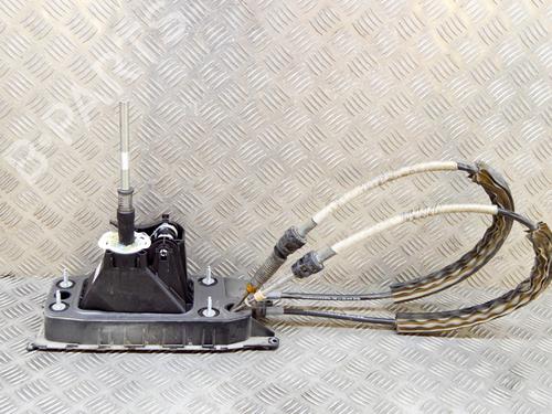 Used Gear lever SKODA OCTAVIA III Combi (5E5, 5E6) 1.6 TDI 4x4 (105 hp) 13386438