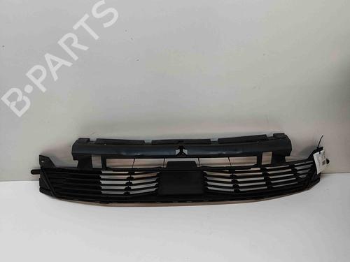 Used Grille PEUGEOT 3008 II SUV (MC_, MR_, MJ_, M4_) Hybrid (224 hp) 28554678