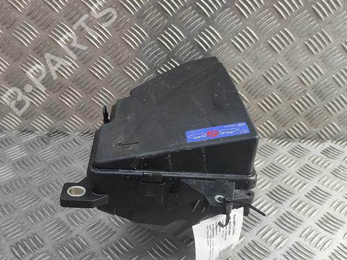 Used Fuse box VOLVO XC60 II (246) 2.0 B5 Mild-Hybrid (249 hp) 28566483