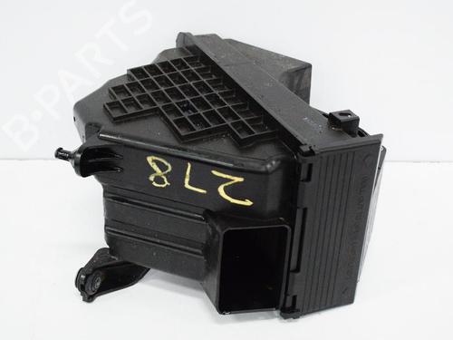 Used Air filter box HYUNDAI TUCSON (TL, TLE) 1.7 CRDi (116 hp) 6746115