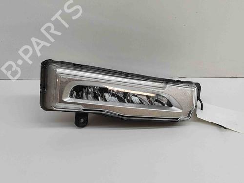 Used Right front fog light BMW X5 (G05, F95) xDrive 30 d (249 hp) 29283005