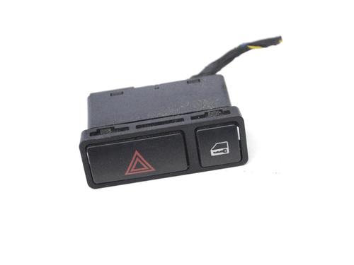 Used Warning switch BMW Z4 Roadster (E85) 2.5 i (177 hp) 30230652