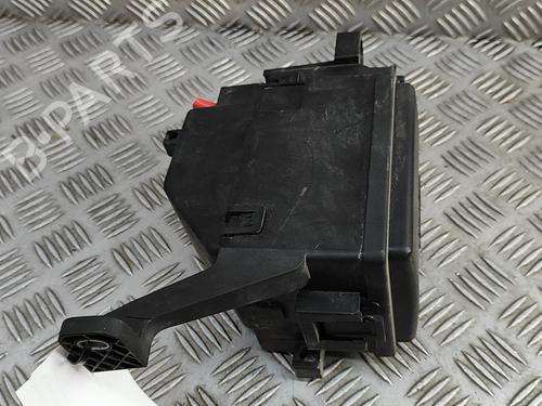 Fuse box JAGUAR XF II (X260) 2.0 D | BP27158313E1 