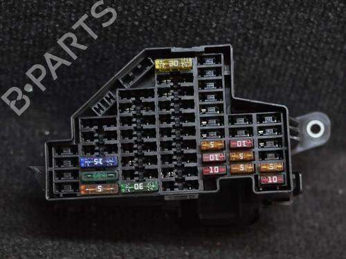 Used Fuse box Fuse box VW PASSAT B6 (3C2) 2.0 TDI (140 hp) 6719155 6719155