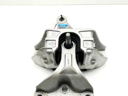 Used Engine mount Engine mount 39590285 39590285