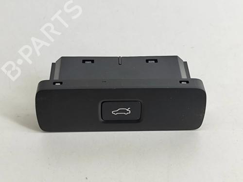 kombi-kontakt-stilkkontakt-volvo-xc40-536-2017-27770593 main image