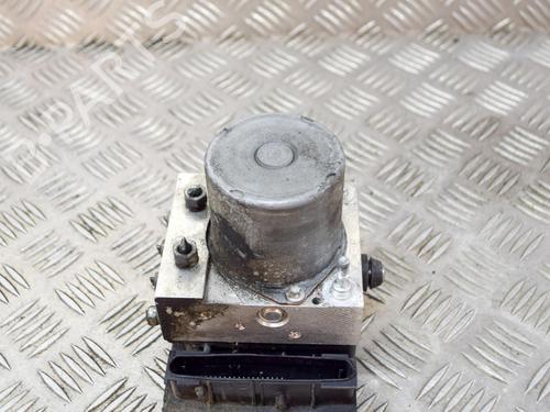 Used ABS pump SUBARU FORESTER (SH_) 2.0 D AWD (SHH, SHD, SHN) (147 hp) 10368427