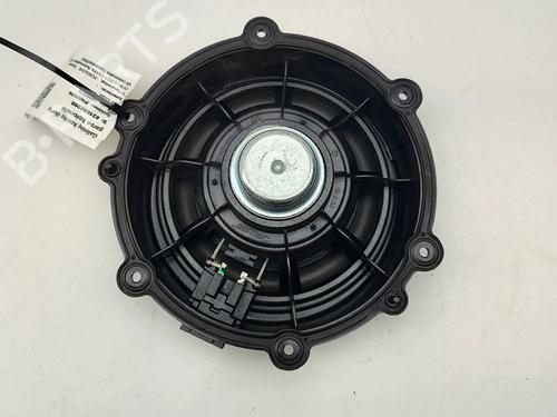 Speaker PORSCHE TAYCAN Cross Turismo (Y1B) 4S Performance Battery Plus (Y1BDB1) | BP28302724E2